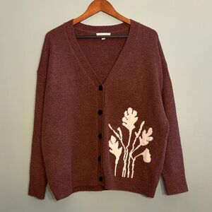 Grade & Gather Size Small Mahogany Knit Floral Oversized Sweater